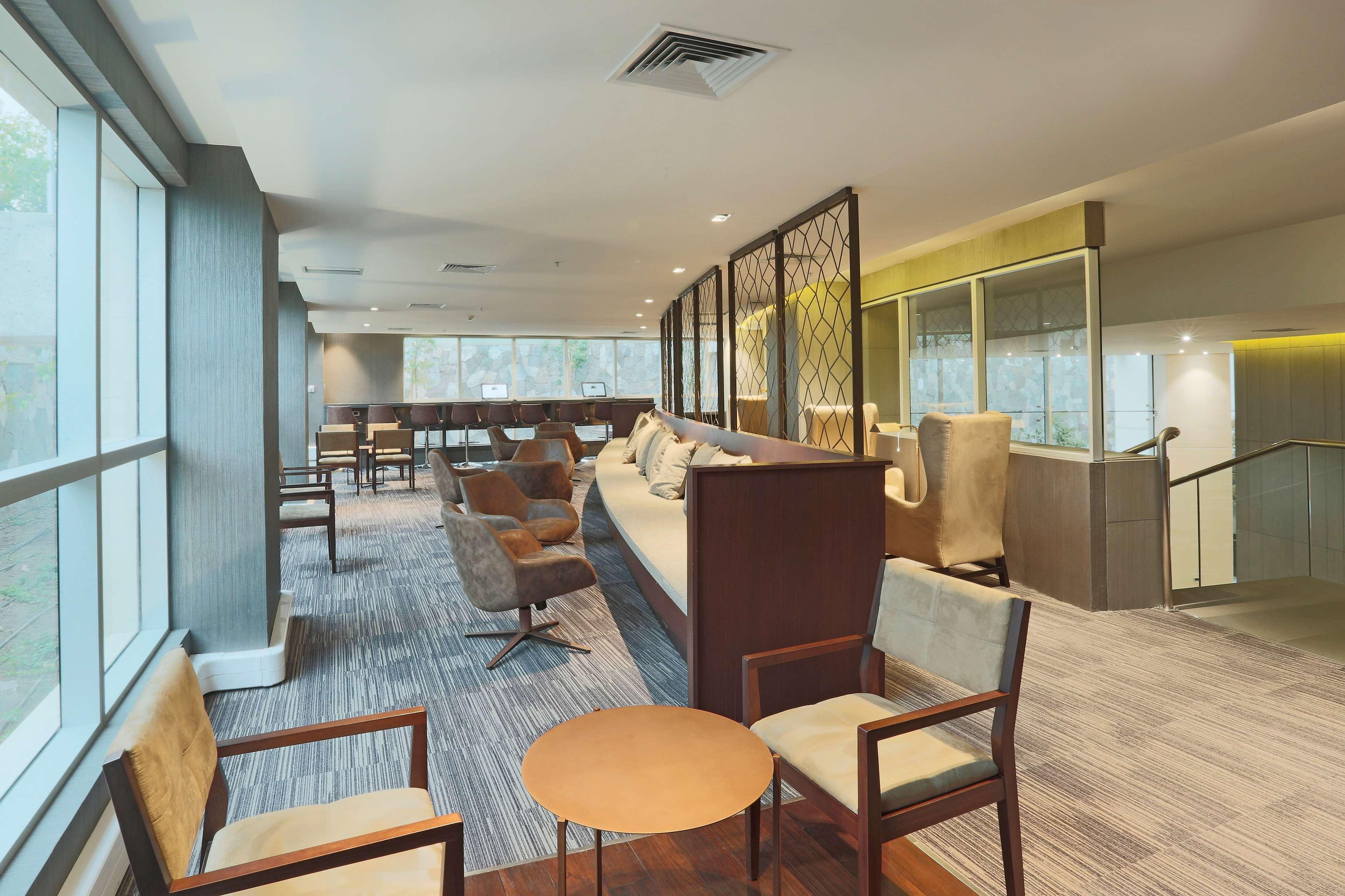 מלון Doubletree By Hilton Santiago Kennedy, Chile מראה חיצוני תמונה