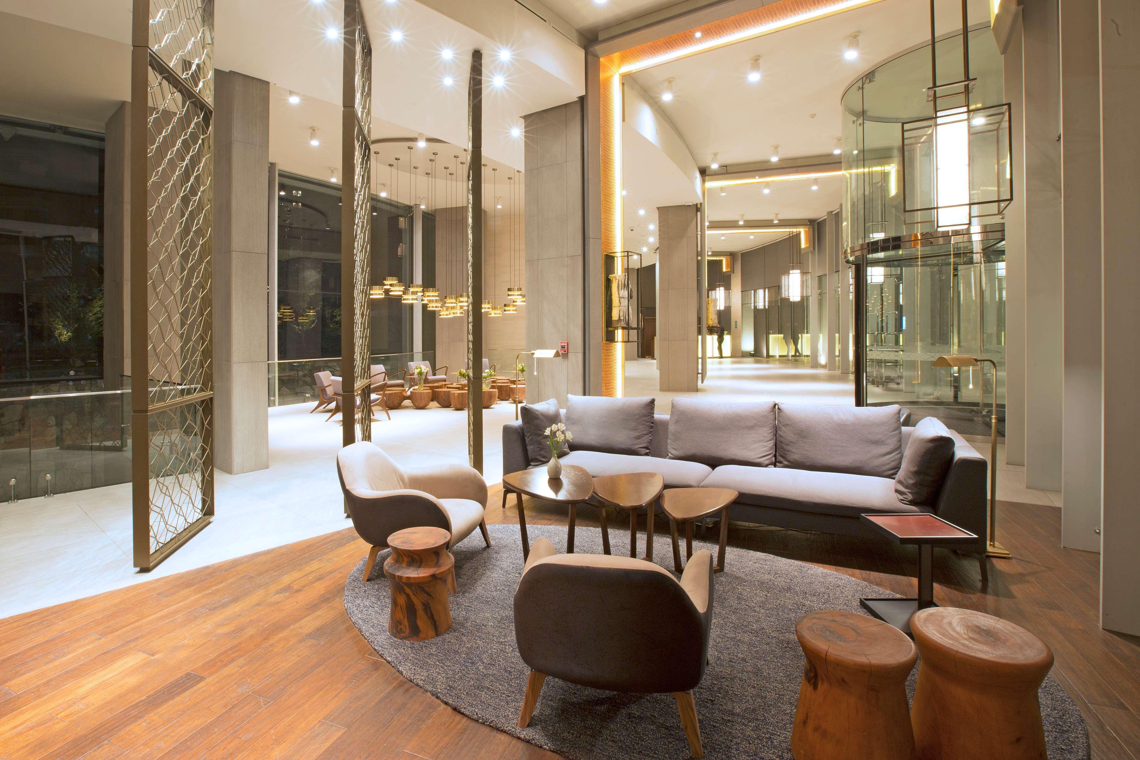 מלון Doubletree By Hilton Santiago Kennedy, Chile מראה חיצוני תמונה