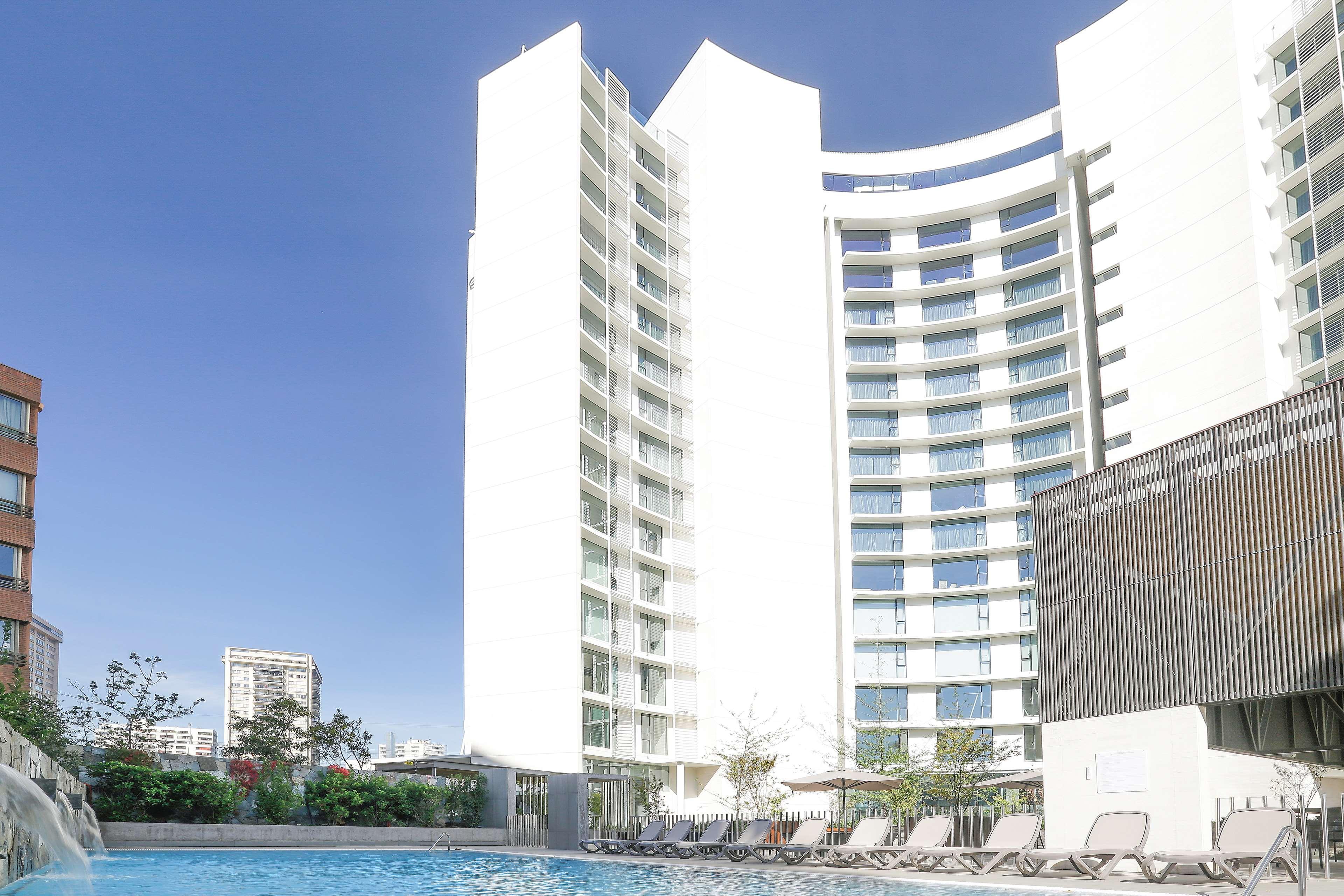 מלון Doubletree By Hilton Santiago Kennedy, Chile מראה חיצוני תמונה
