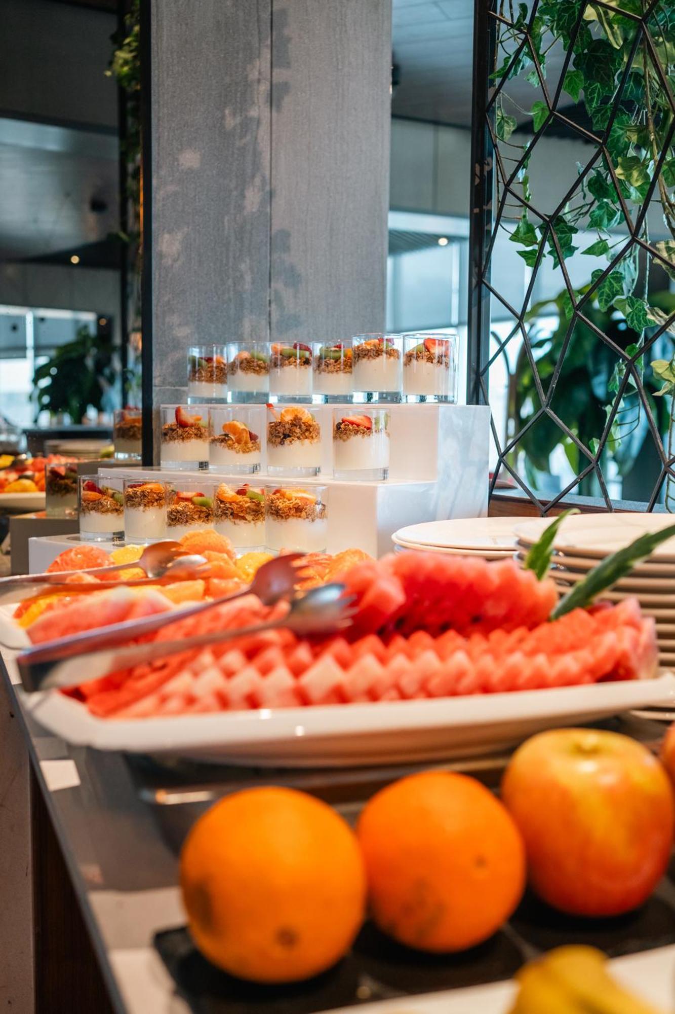מלון Doubletree By Hilton Santiago Kennedy, Chile מראה חיצוני תמונה