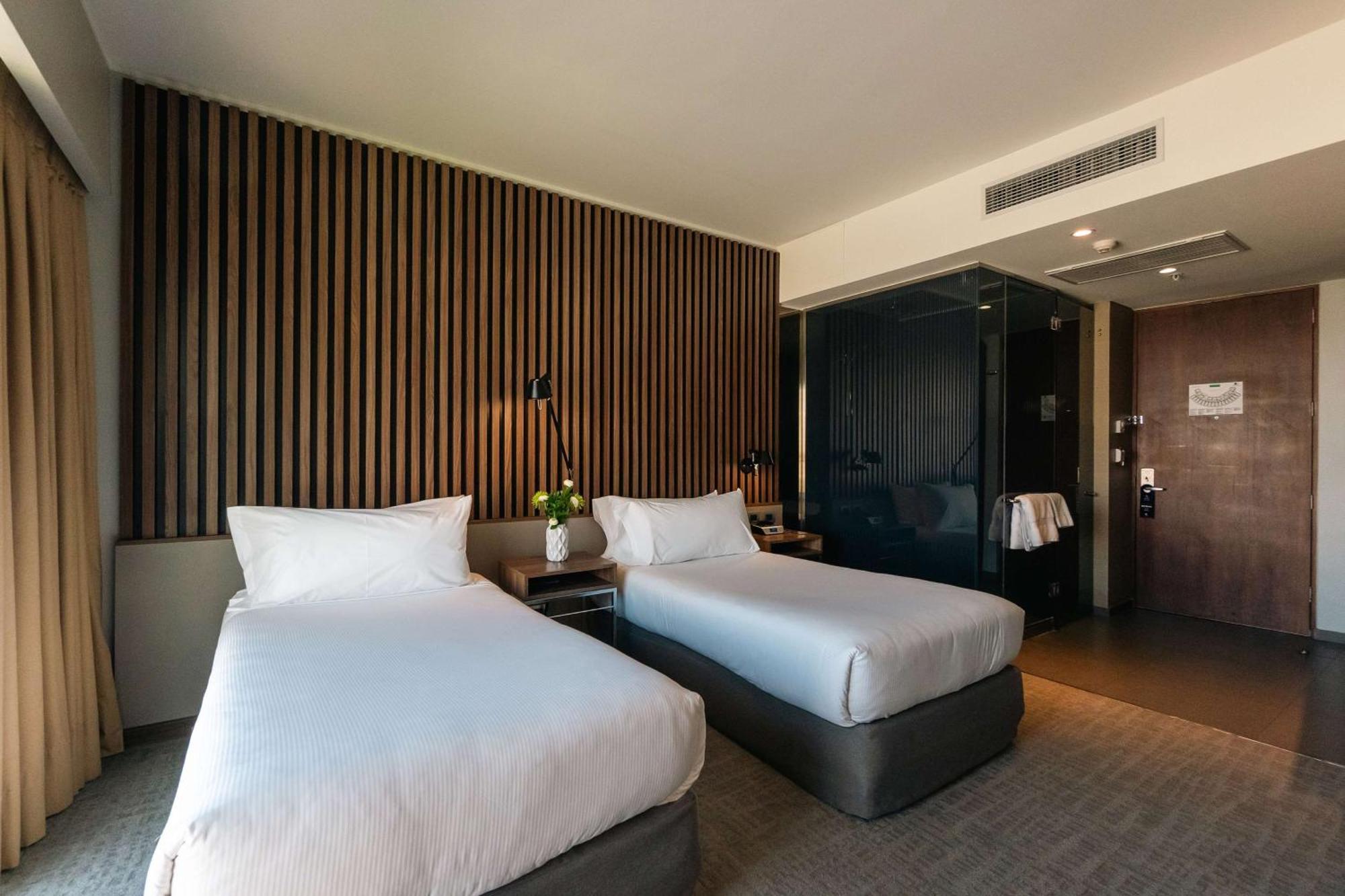 מלון Doubletree By Hilton Santiago Kennedy, Chile מראה חיצוני תמונה