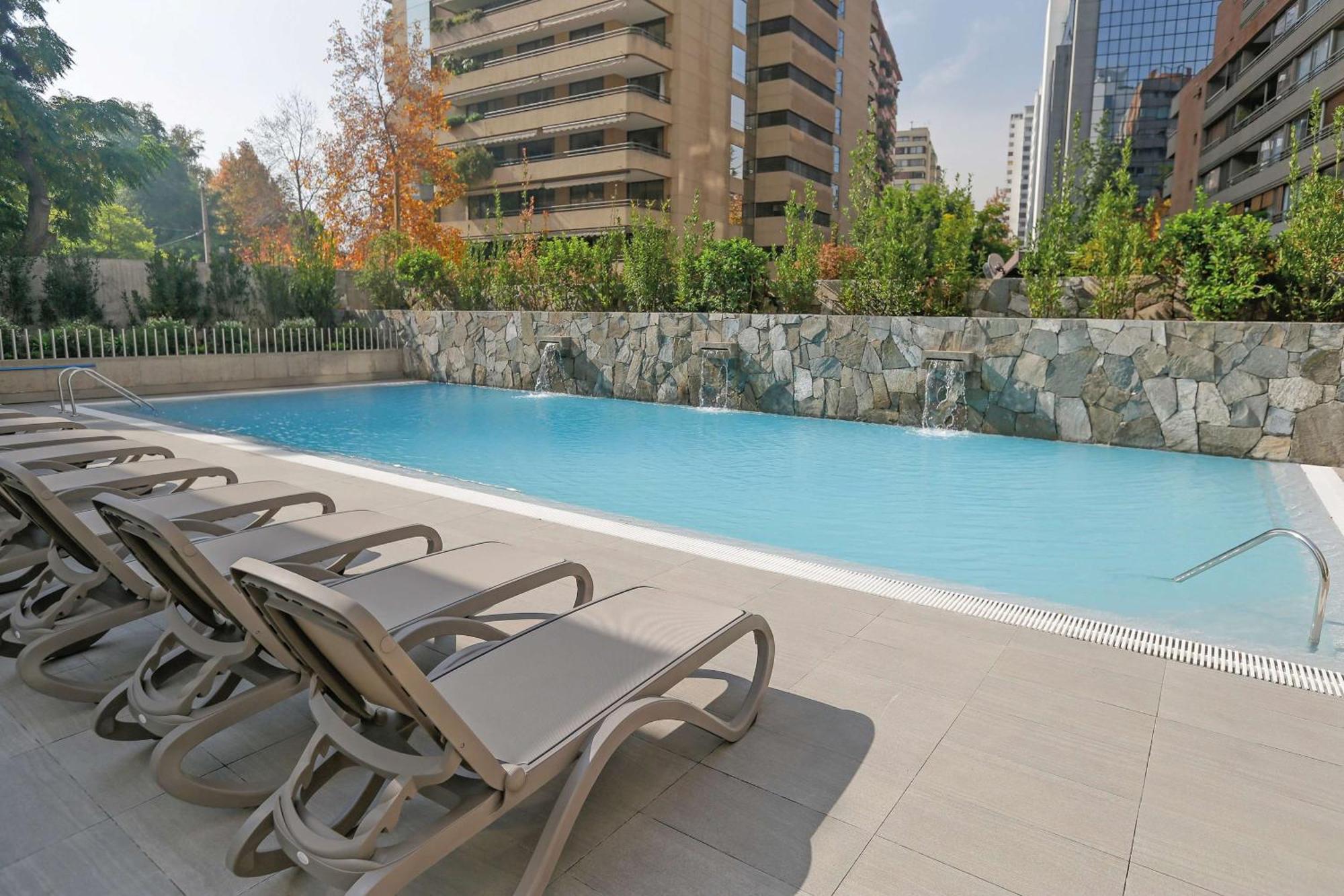 מלון Doubletree By Hilton Santiago Kennedy, Chile מראה חיצוני תמונה